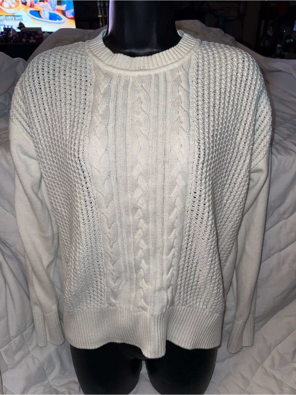 Banana Republic Ivory Cable Knit Sweater